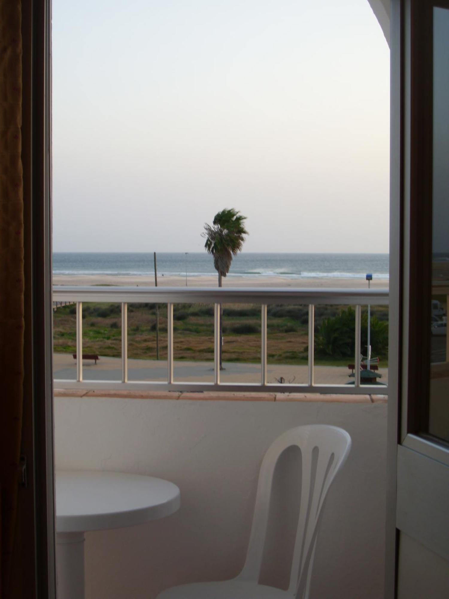 Hostal Sonrisa Del Mar Conil De La Frontera Exteriér fotografie