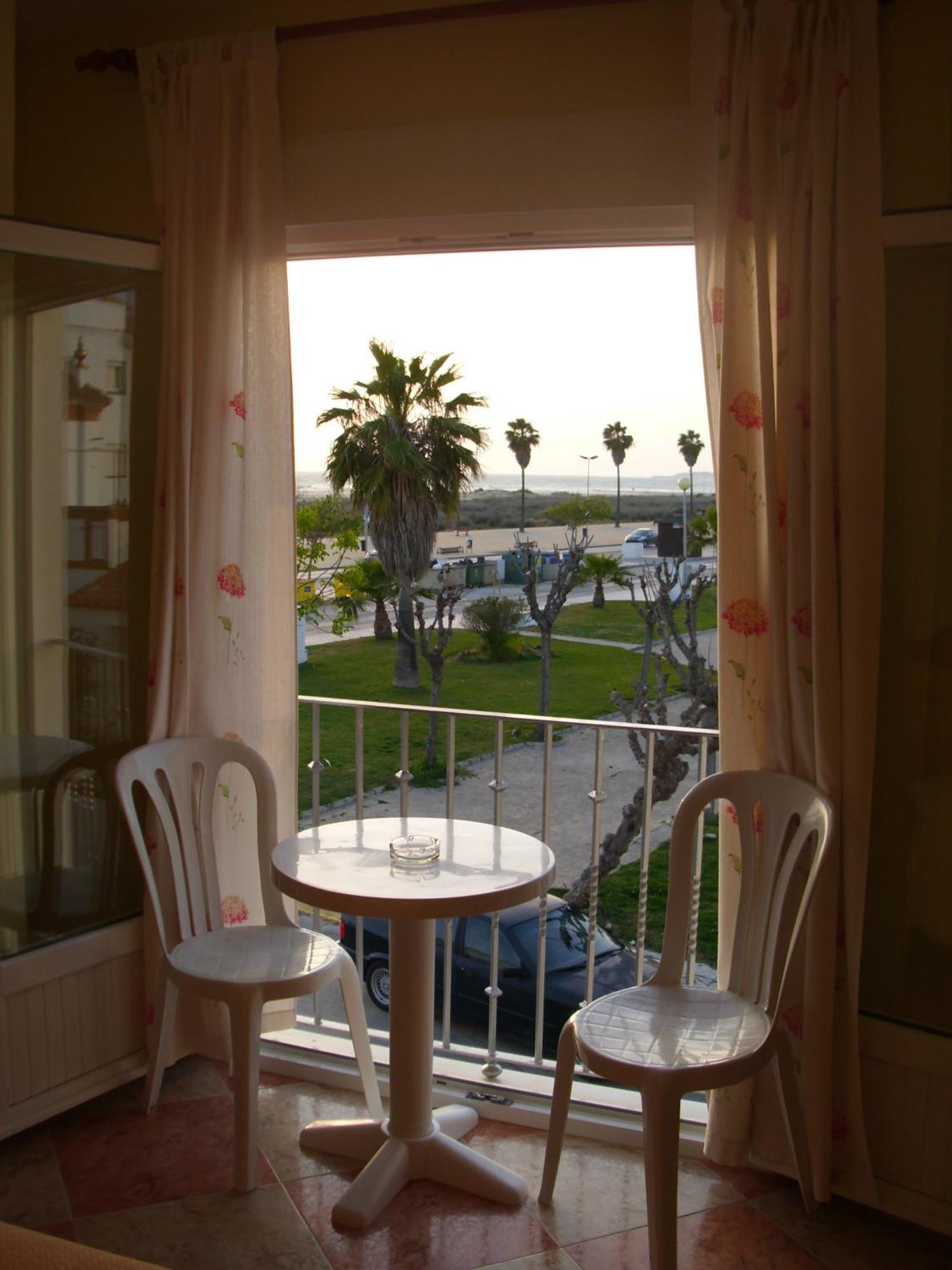 Hostal Sonrisa Del Mar Conil De La Frontera Exteriér fotografie