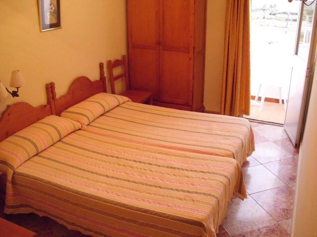 Hostal Sonrisa Del Mar Conil De La Frontera Exteriér fotografie